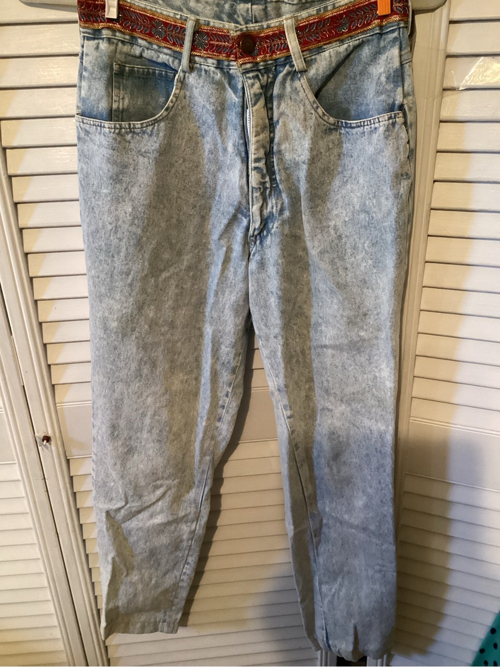 Stitch USA ladies vintage Acid or stone wash jeans, size 9-10